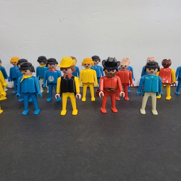 Vintage Playmobil Geobra figures lot 24 - Picture 5 of 11
